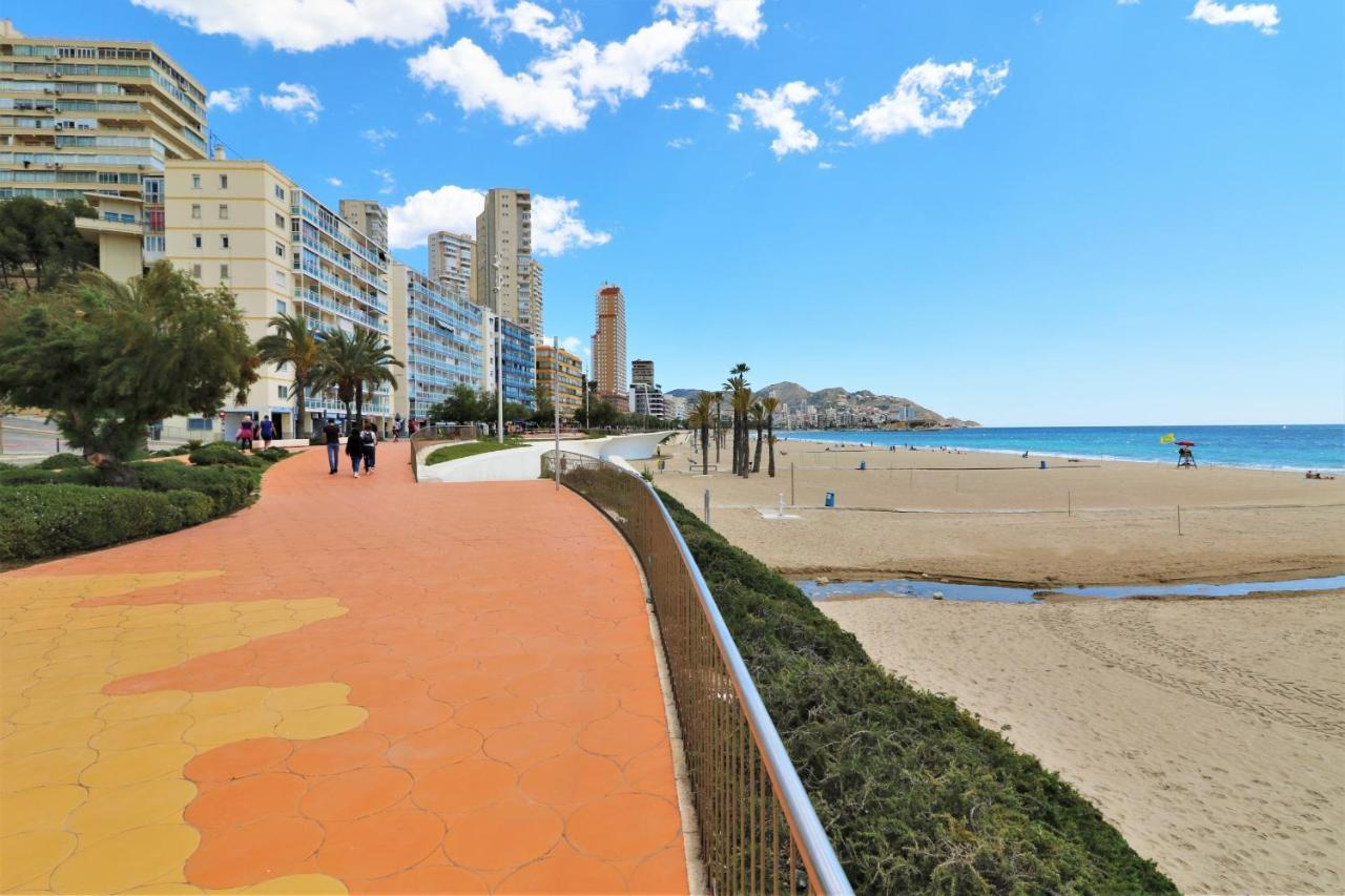 Sunset Waves 18-35 Poniente Beach Resort Benidorm Ngoại thất bức ảnh