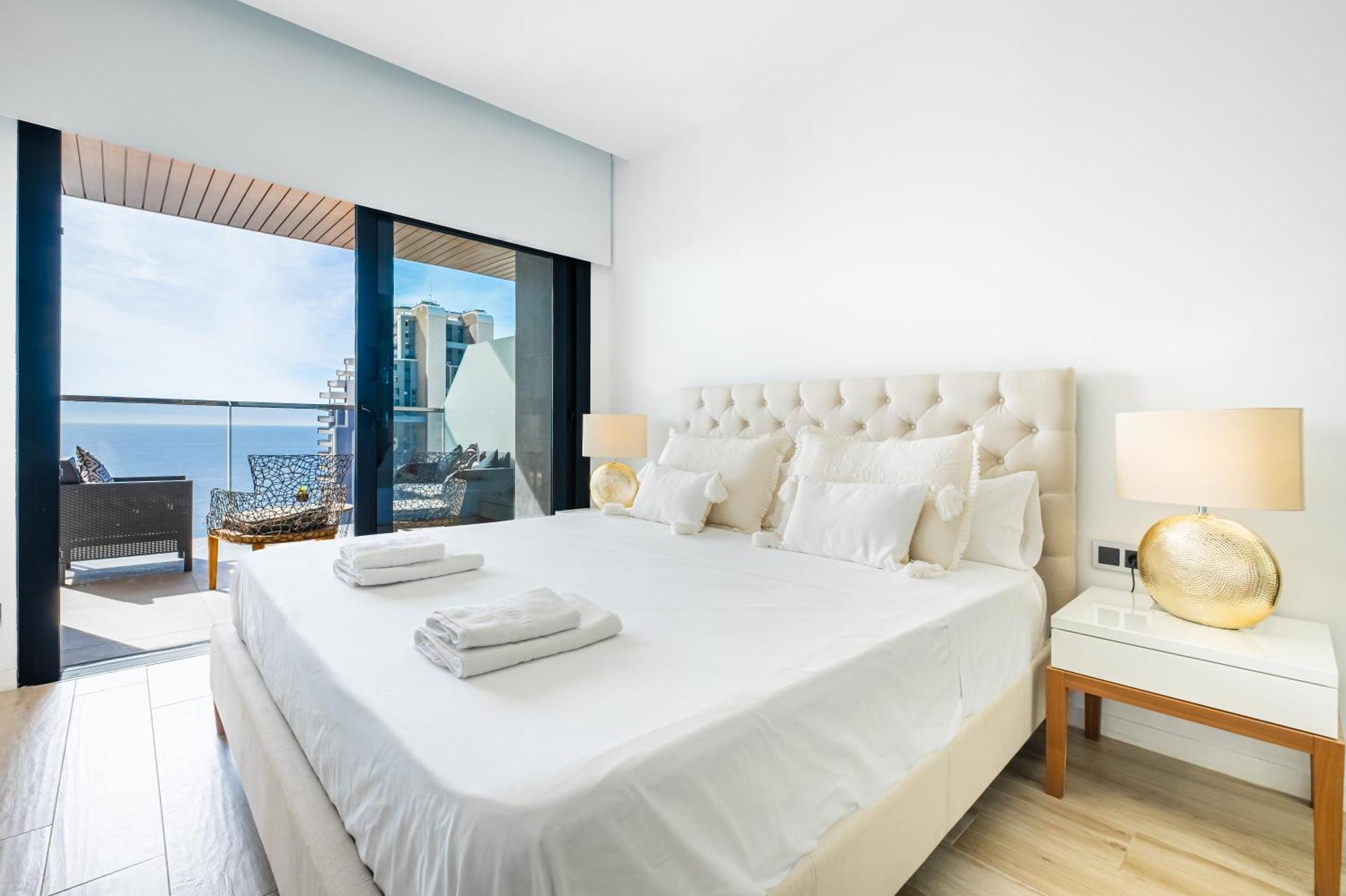 Sunset Waves 18-35 Poniente Beach Resort Benidorm Ngoại thất bức ảnh