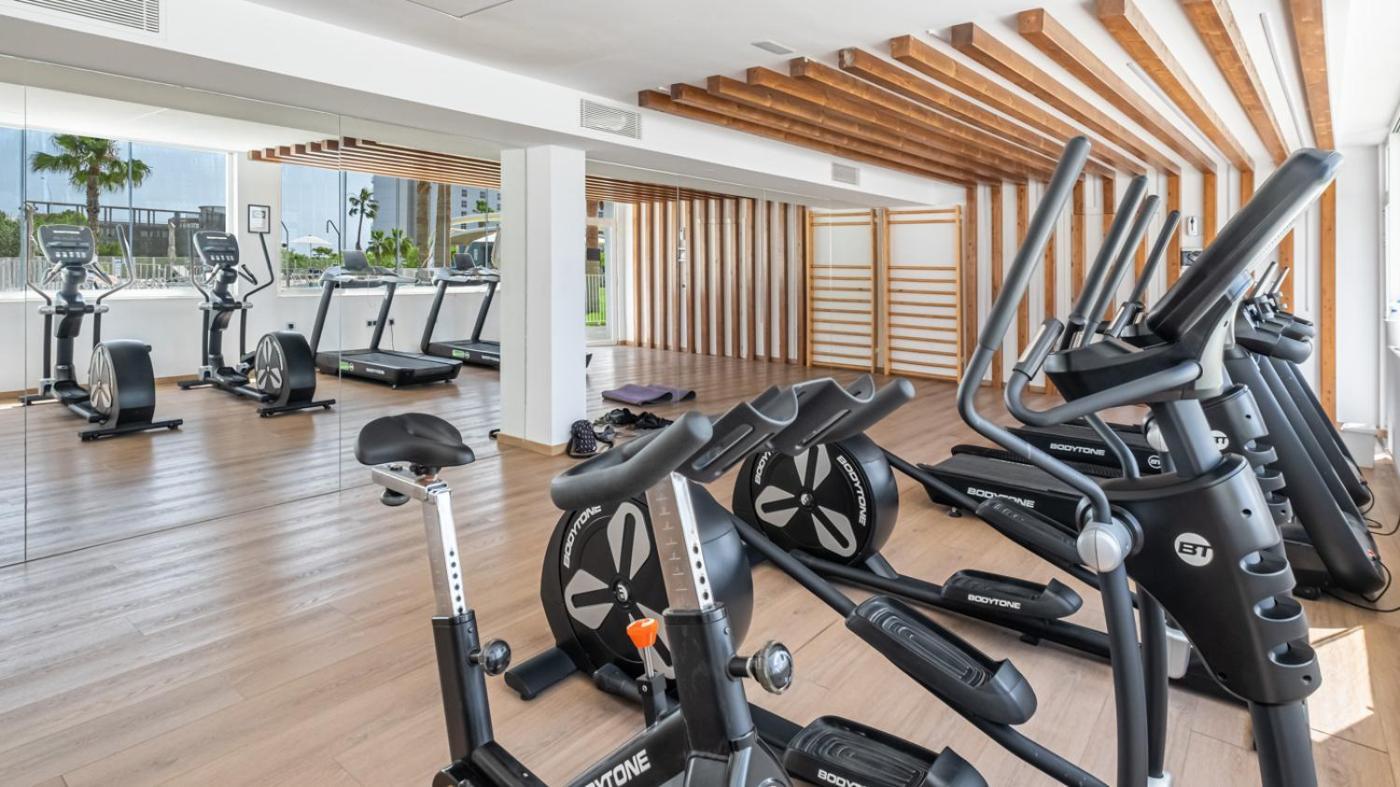 Sunset Waves 18-35 Poniente Beach Resort Benidorm Ngoại thất bức ảnh